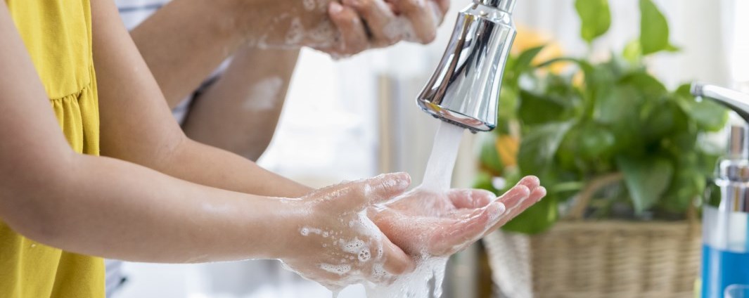 Hand washing child